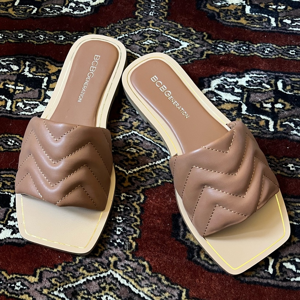 BCBG Sandals Size 5